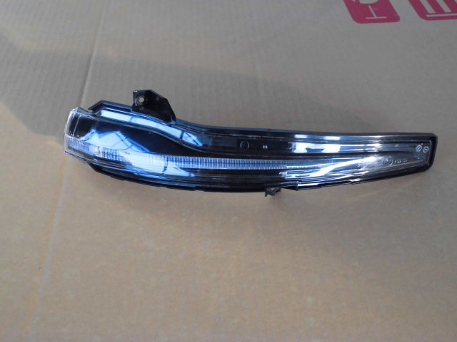 * Benz W447 V220D V Class W463 G Class gelaende door mirror winker right side secondhand goods Night package?*