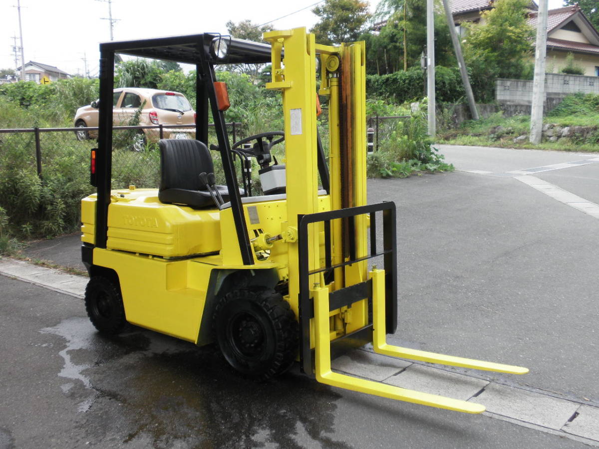 トヨタ フォークリフト 1.5t 型式5FGL15 アワメーター2597
