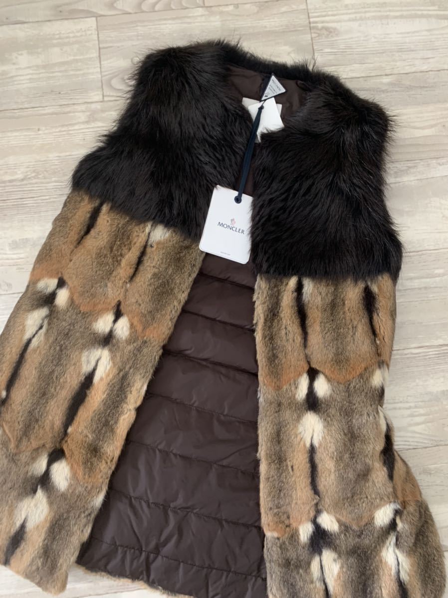 限定セール!】 MONCLER ダウンベスト ファー シルバー グレー