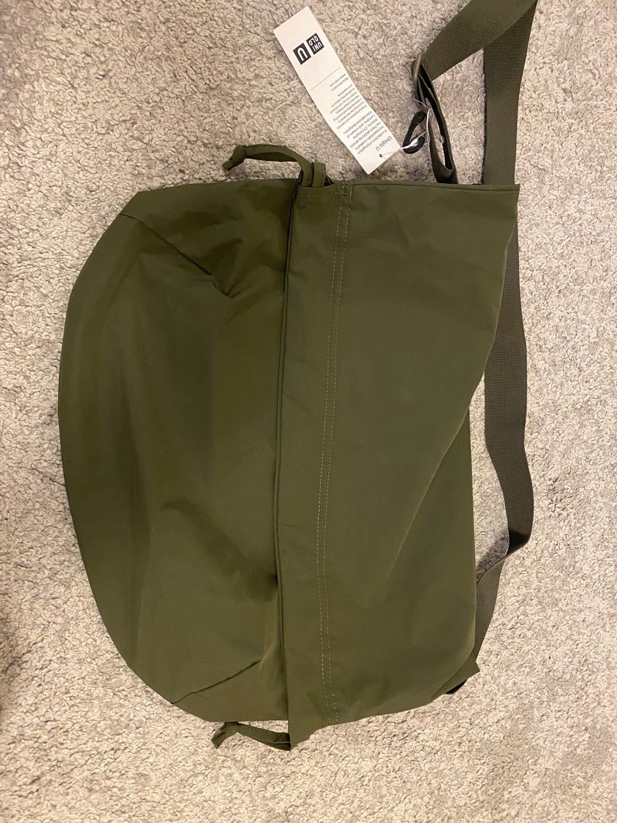 新品 UNIQLO U ドローストリングショルダーバッグ カーキ 新品 UNIQLO U ドローストリングショルダーバッグ カーキ