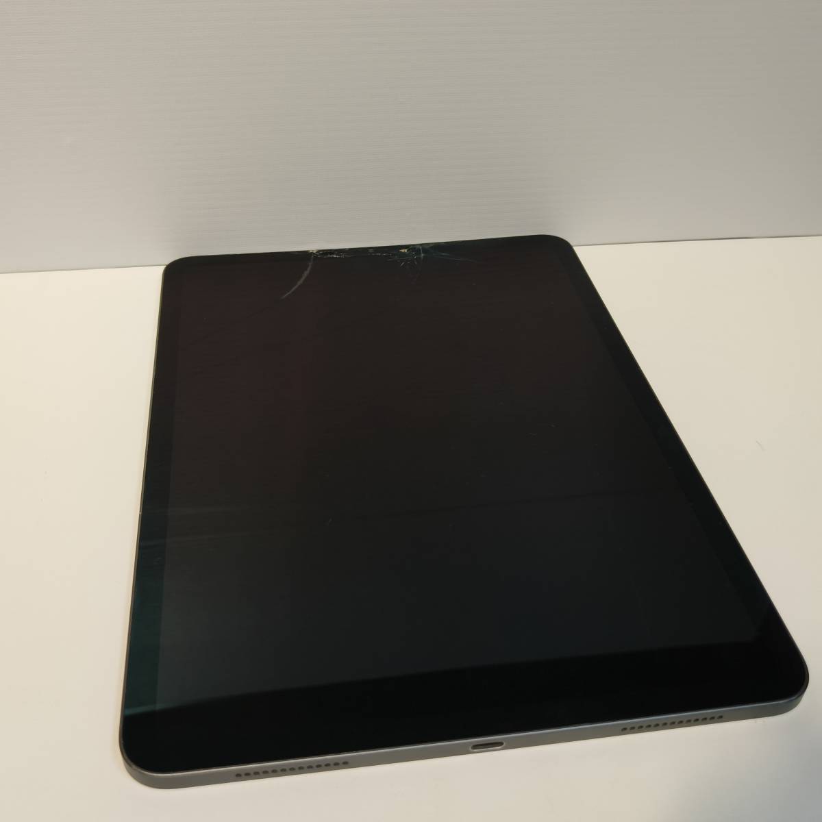 ST-00598] Apple iPad Pro 11インチ 64GB WiFi A1980 アップル アイ 