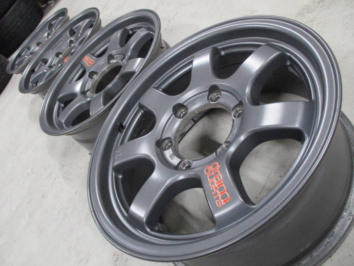 レイズ グラムライツ 57SX/ハイエース200/レジアス/キャラバンE25