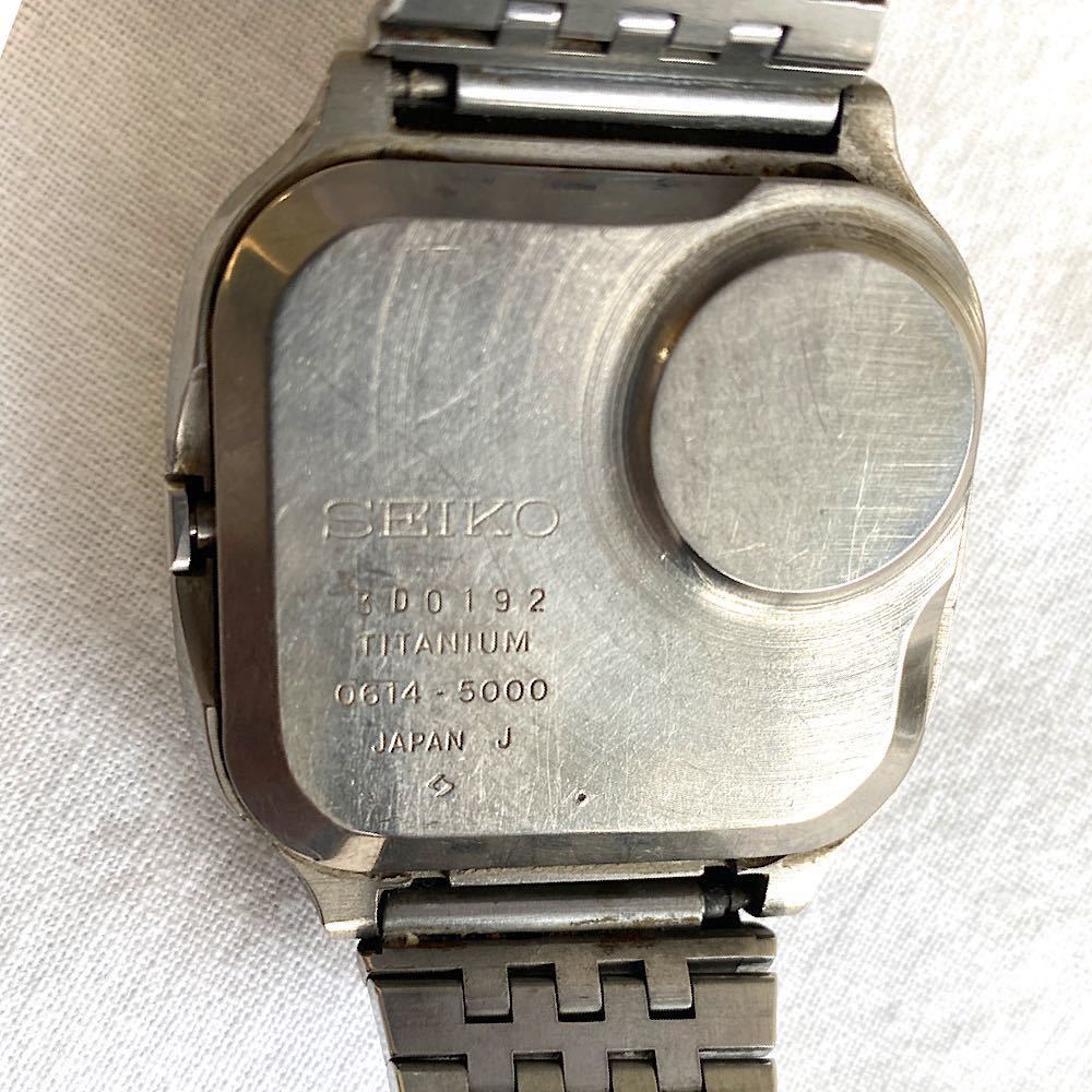 ■SEIKO QUARTZ セイコー クオーツ 初期型 デジタル チタン TITANIUM 0614-5000 ブルー盤 純正ベルト 腕時計 希少品 