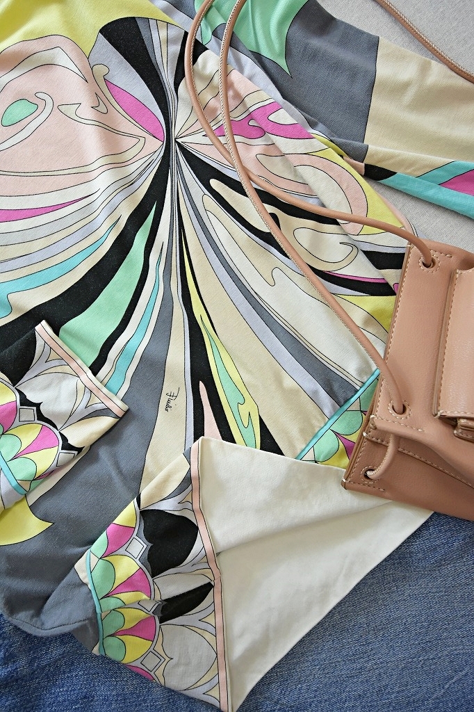 高級 EMILIO PUCCI エミリオプッチ プッチ柄 総柄 テロテロ ic.sch.id