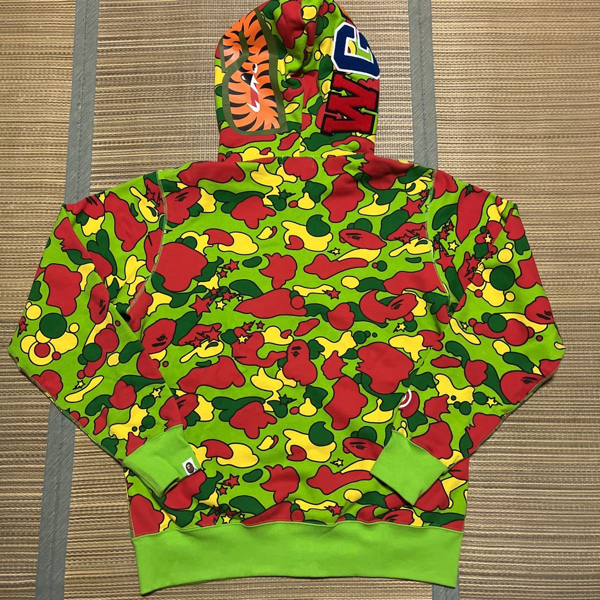 お得100%新品 A BATHING APE - APE BAPE KAWS BABY MILO シャーク