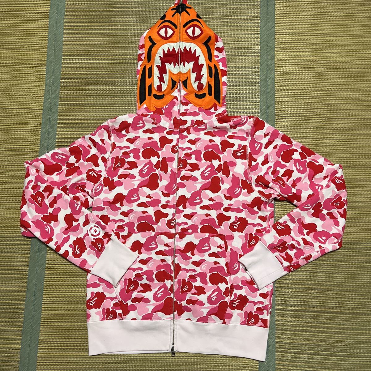 A BATHING APE BAPE KAWS ABC CAMO PINK TIGER SHARK HOODIE