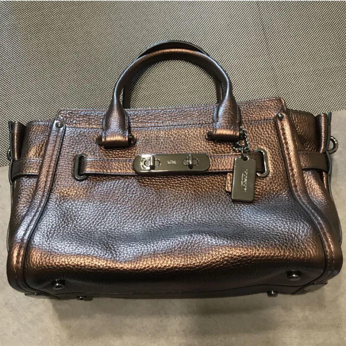 【超美品】【正規品】コーチCOACH スワッガー 27 バッグ ショルダーバッグ