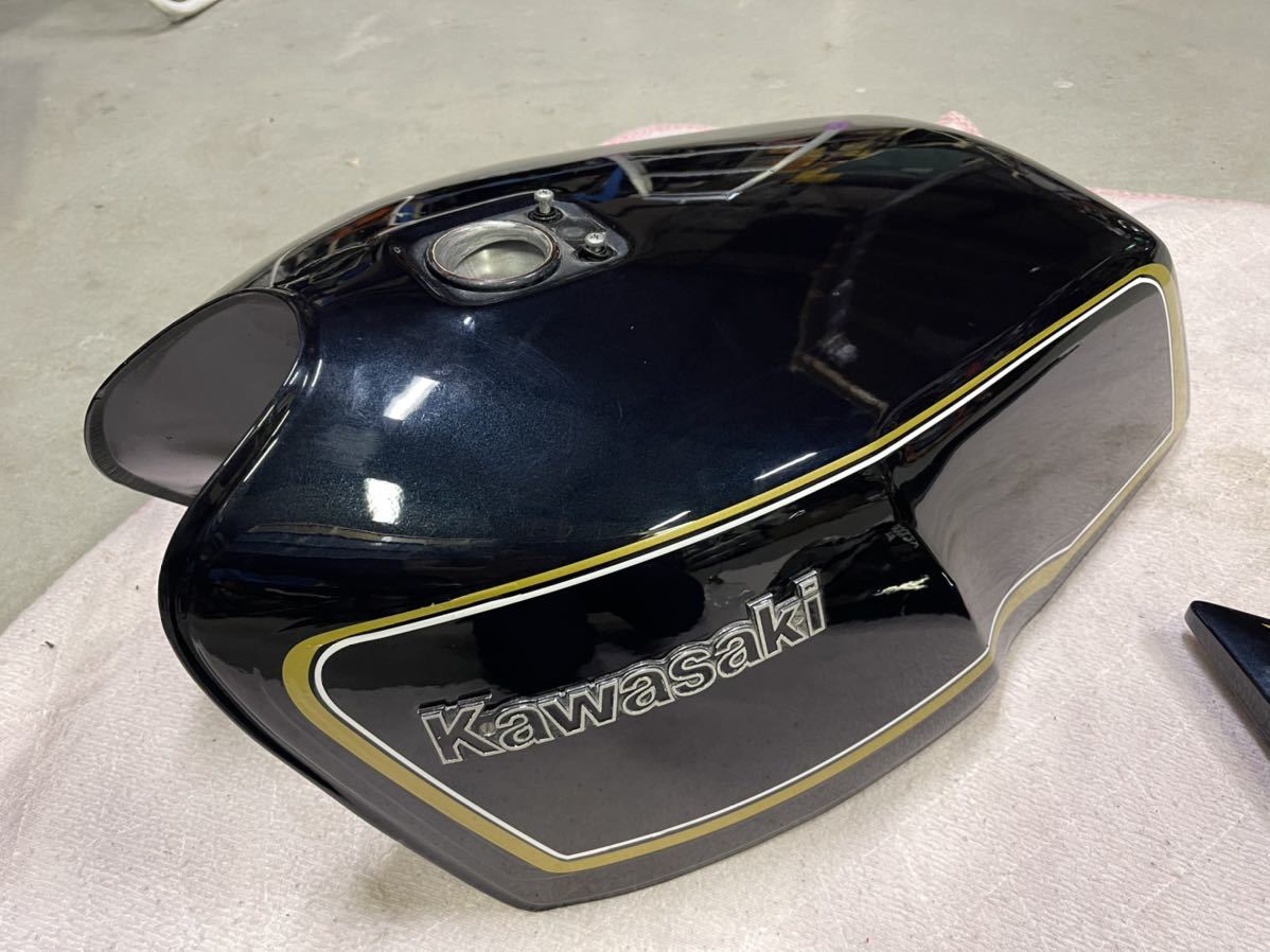 z1000mk2 純正 外装 タンク テール サイド z1000mk2 純正 外装 タンク テール サイド