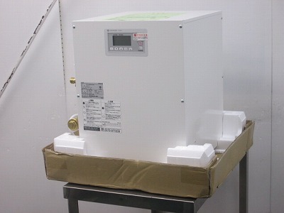 日本イトミック 小型電気温水器 ESD35CLX231D0 未使用品 未使用 4ヶ月保証 2022年製 単相200V 幅370x奥行430 厨房【無限堂愛知店】