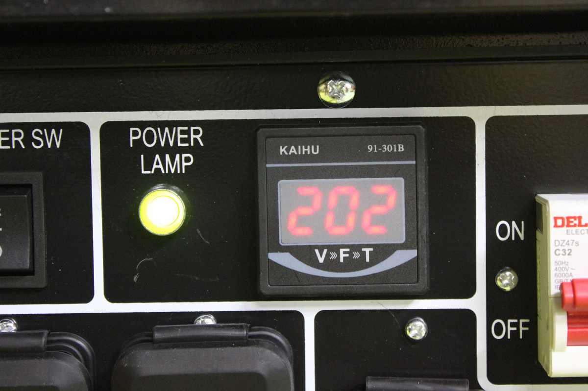 予約販売 三相200V/20A出力 発電機 ITO-7000W AC100V/15A DC12V/8.3A 予約販売 三相200V/20A出力 発電機 ITO-7000W AC100V/15A DC12V/8.3A