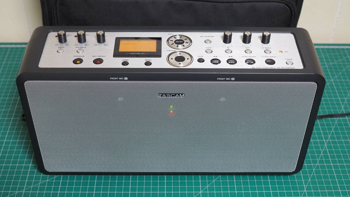 高品質】 Roland R-05 リニアPCMレコーダー ICレコーダー