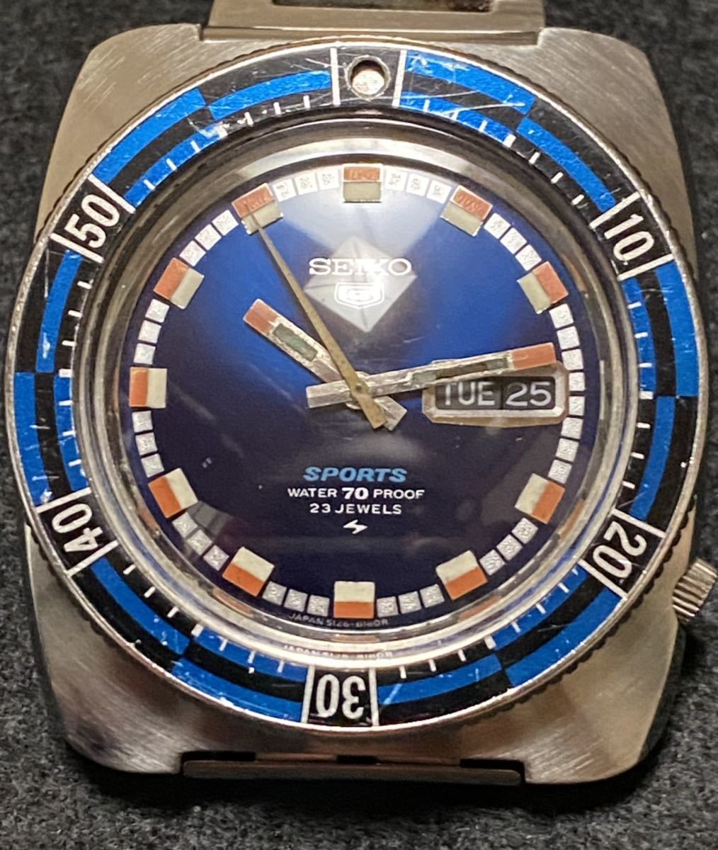 美品！ セイコー 5 スポーツ 5126-8120 『少し残念』 SEIKO 5SPORTS _画像2