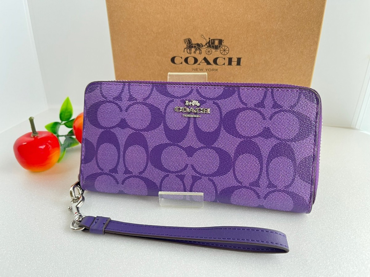 新品未使用】コーチCOACH長財布 シグネチャー C4452 ラウンド