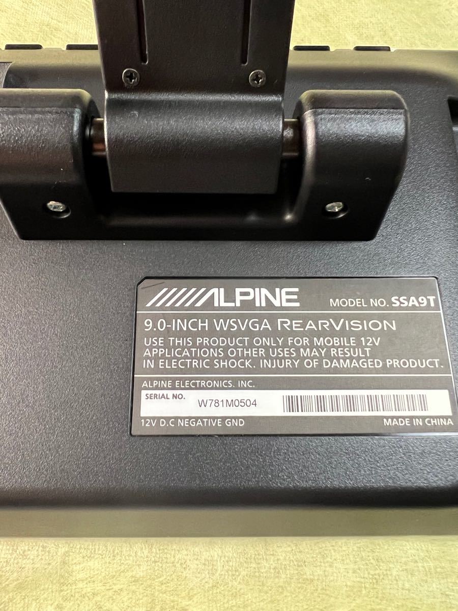 ALPINE 9型 WSVGAヘッドレスト取付け型リアビジョン SSA9T ALPINE 9型 WSVGAヘッドレスト取付け型リアビジョン SSA9T