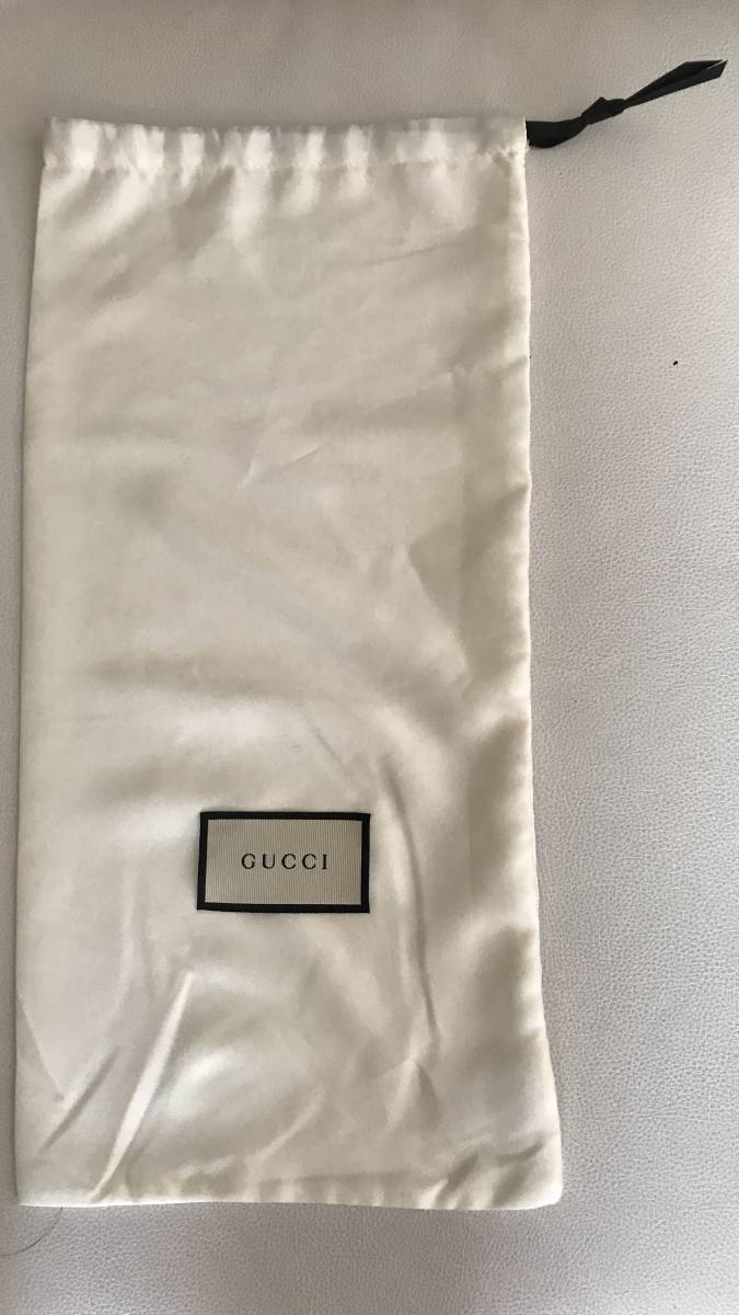 【GUCCI】グッチ　ポリエステル繊維の布袋　巾着袋　1回使用のみの美品_全体：表