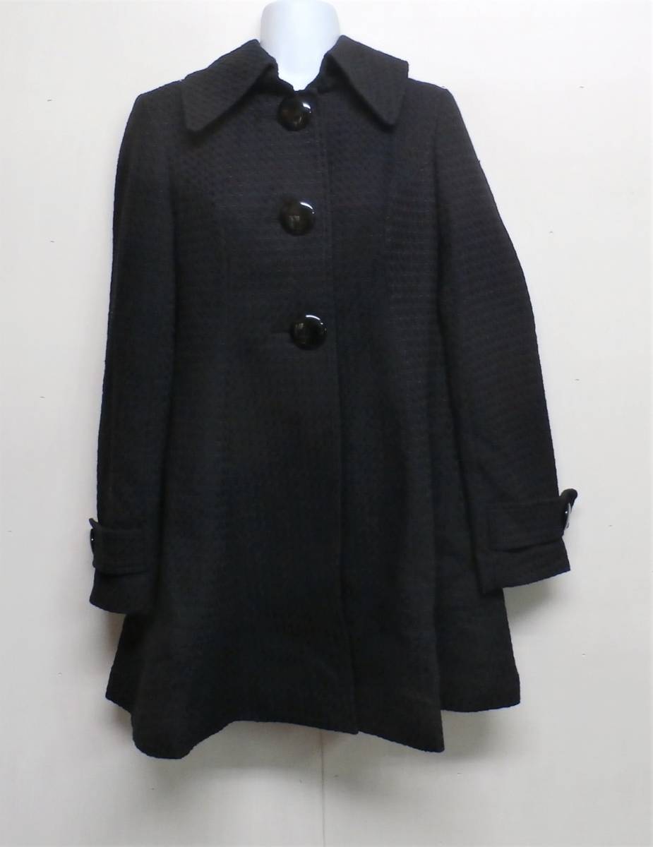 14243　◆　セシルマクビー　大きめボタン 　ポケット付き　 黒　コート 日本製_画像3