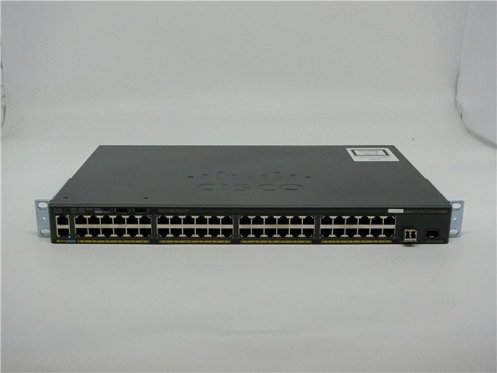 中古　動作確認済み　Cisco Catalyst 2960-X Series★WS-C2960X-48TD-L　送料無料_画像1