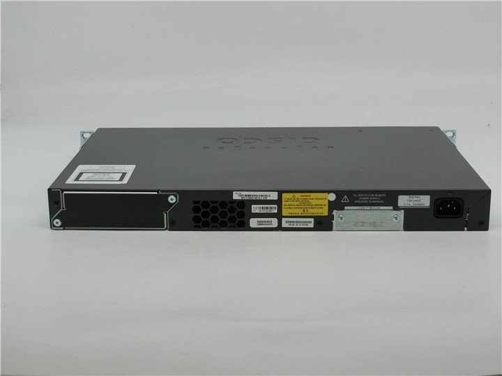 中古　動作確認済み　Cisco Catalyst 2960-X Series★WS-C2960X-48TD-L　送料無料_画像3