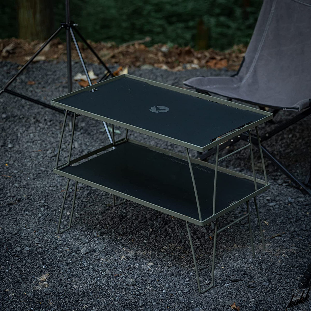 【荷物を置くのに便利なラック型】 アウトドアテーブル 天板2枚セット 耐荷重30㎏ 耐熱 キャンプ アウトドア オリーブグリーン
