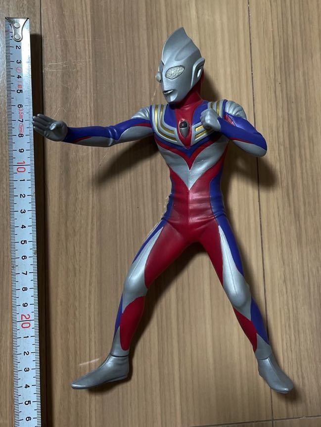 難あり。目とカラータイマーが発光します。少年リック 難あり。目とカラータイマーが発光します。少年リック