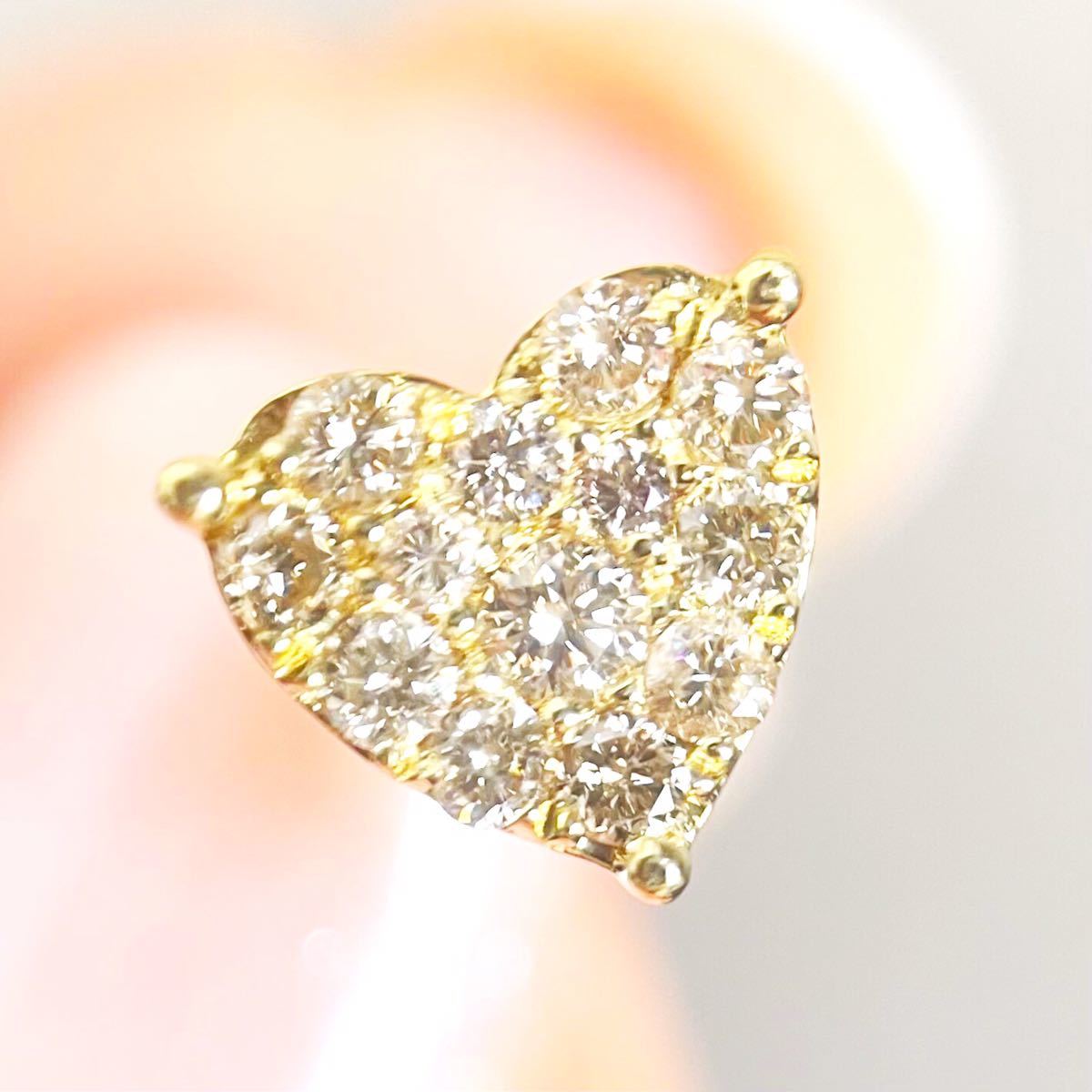 計0.40ct 天然ダイヤモンド ハート型 K18 パヴェピアス 腕時計