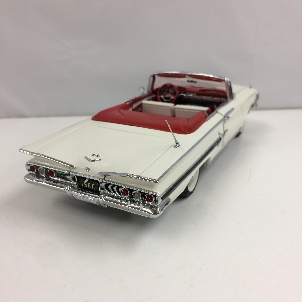 f102*80 【美品】 フランクリンミント 1/24 シボレー インパラ 1960年