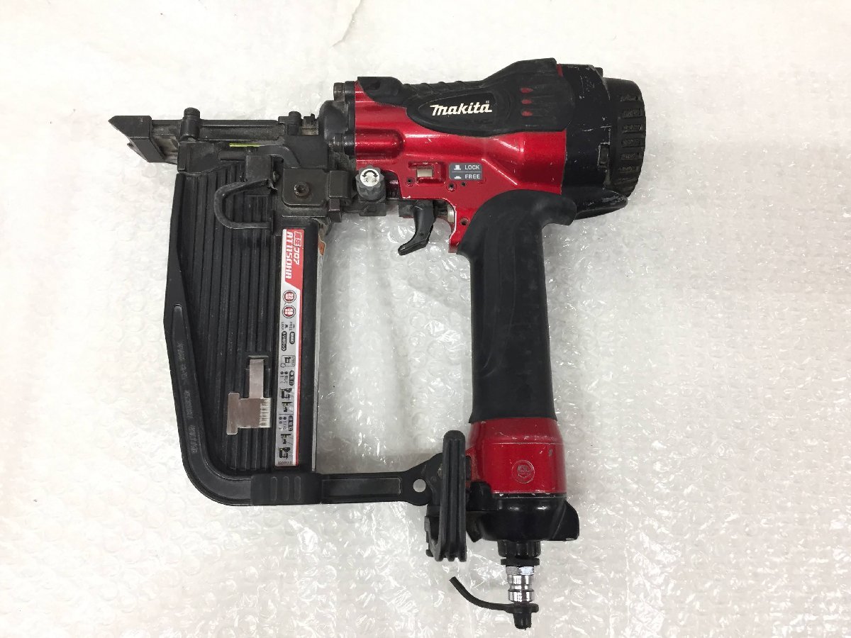 k156*80 【ジャンク】 動作未検品 makita マキタ 高圧フロアタッカ