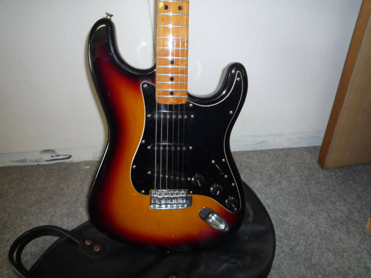O-4403 エレキギター Tokai silver star ソフトケース付
