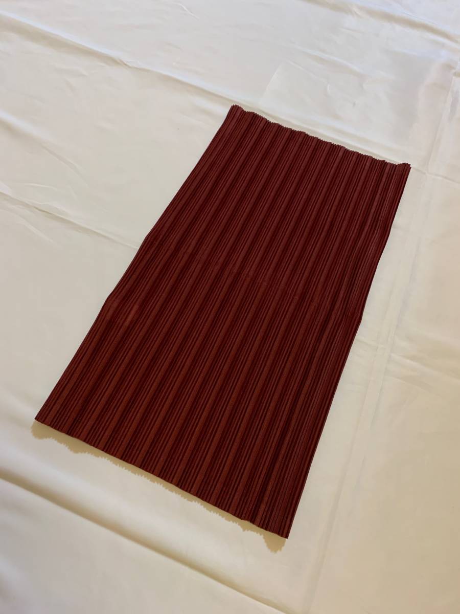 PLEATS PLEASE pleat pulley z snood scarf stole neck warmer bordeaux Issey Miyake ISSEY MIYAKE