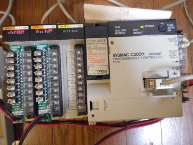 OMRON シーケンサー SYSMAC C200H プログラミングコントローラー OMRON シーケンサー SYSMAC C200H プログラミングコントローラー