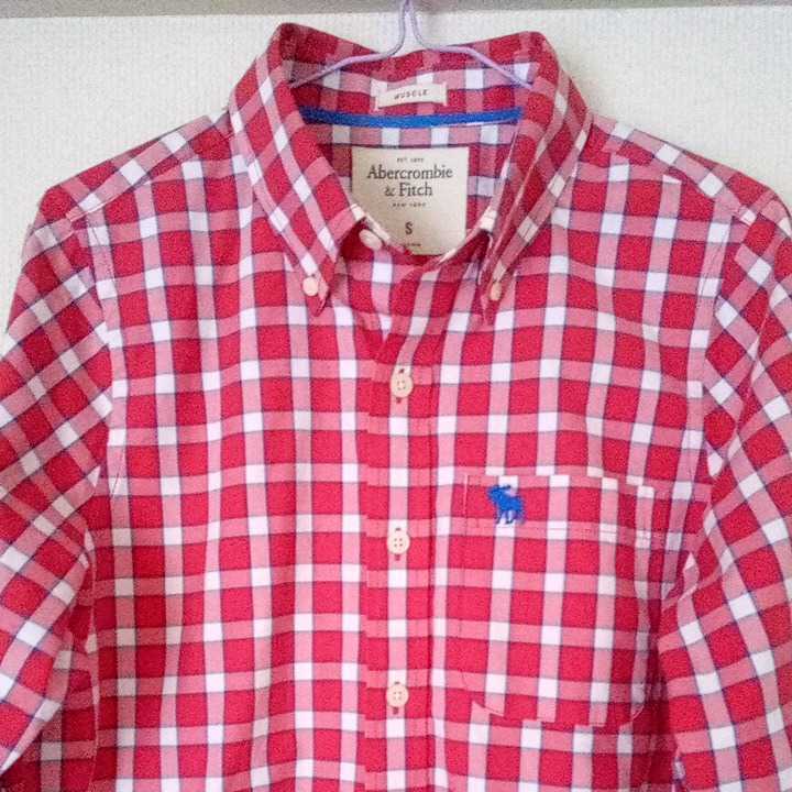 Abercrombie＆Fitch　　　コットンオックスフォード長袖ボタンダウンチェックシャツ　　Ｓ　　赤×紺×白_画像2