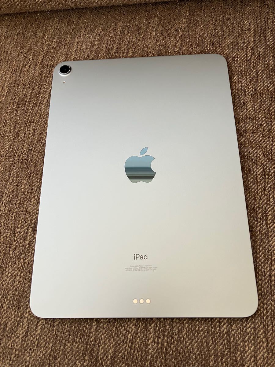 iPad Air 4（64GB）Wifiモデル スカイブルー オマケ付き - library