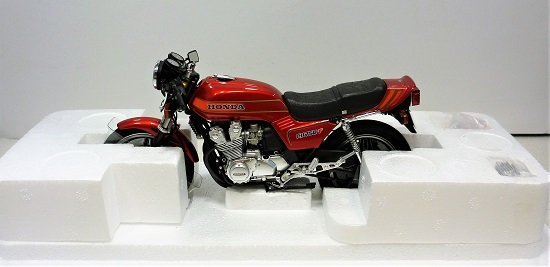 □【美品】AUTOart 1/12 HONDA CB750F バリバリ伝説 巨摩郡 ヘルメット