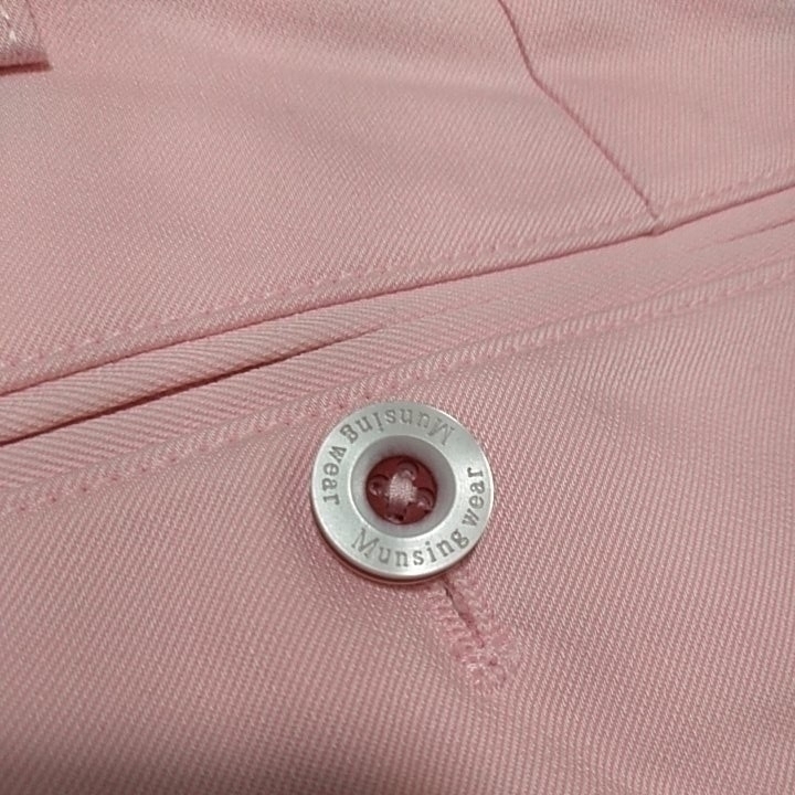 新品 定価14300 Mansingwear マンシング スラックス ピンク w92 日本を代表するチノパン ゴルフウェア メンズ 正規品 日本製 パンツ_画像3