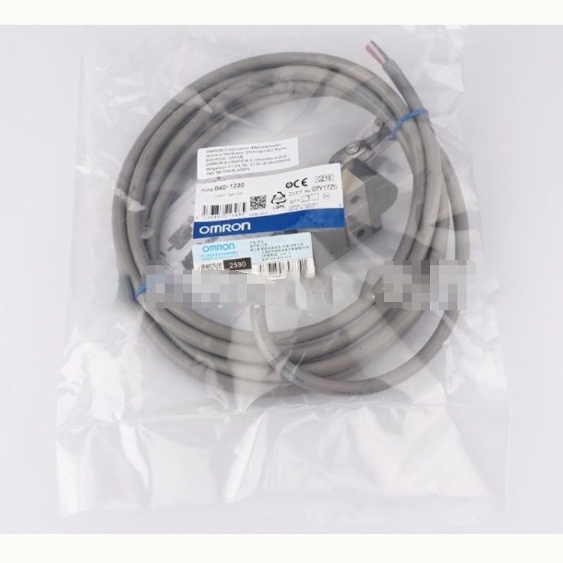 新品】 10個入りセット OMRON/オムロン D4C-1220 小形リミットスイッチ