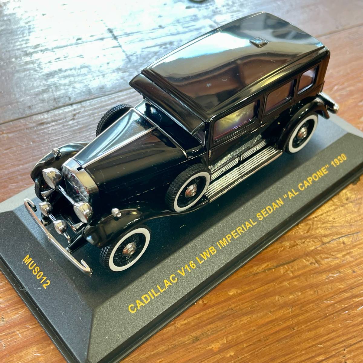 ixo MUSEUM 1:43 キャデラック V16 LWB インペリアルセダン “アル