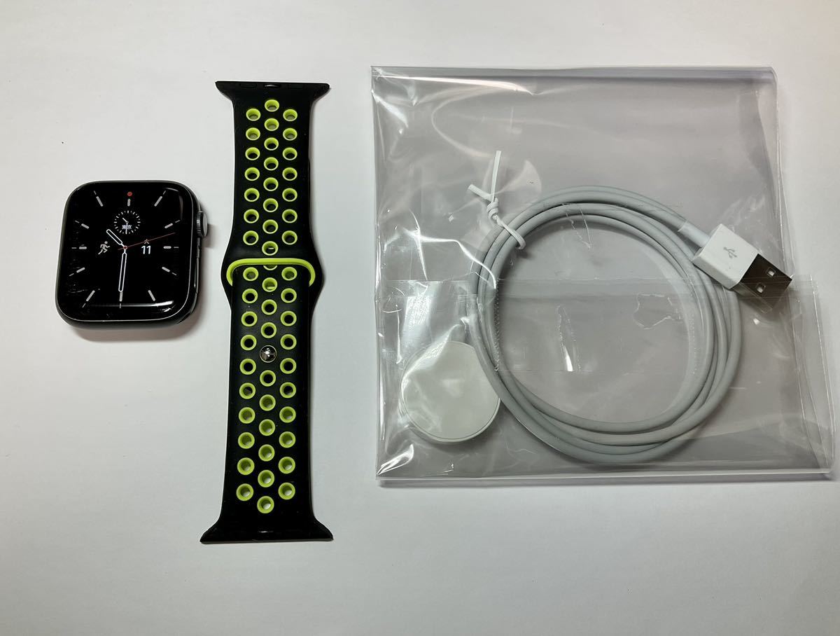 人気通販 Apple Watch SE GPSモデル 40mmスペースグレイアルミニウム