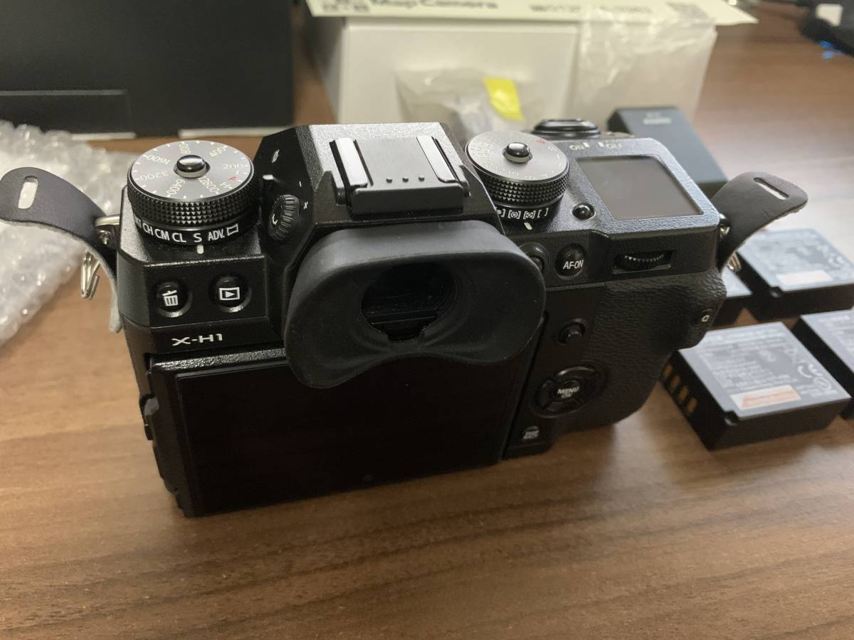 FUJIFILM X-H1 ボディ バッテリー4個付き | safeantifreeze.com
