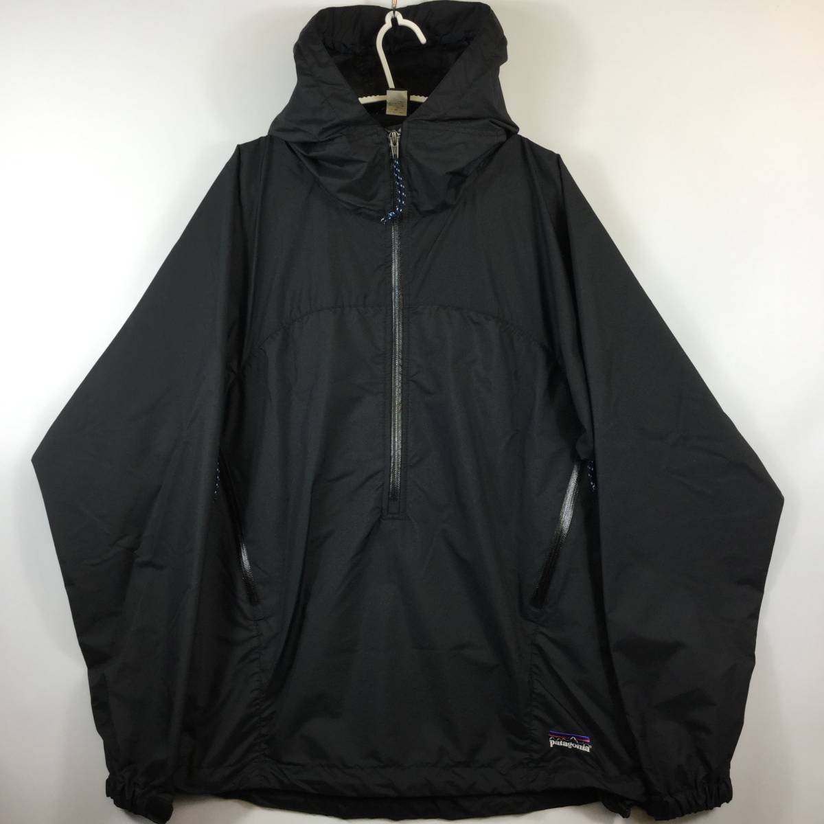 patagonia エッセンシャルプルオーバー 黒 | labiela.com
