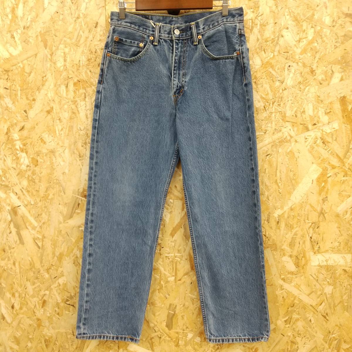 HB669【2003】Levi’ｓ 550 Ｗ32 Ｌ30 トップボタン裏3405 インディゴ ジーンズ デニム 古着 リーバイス【130102000022】_画像1