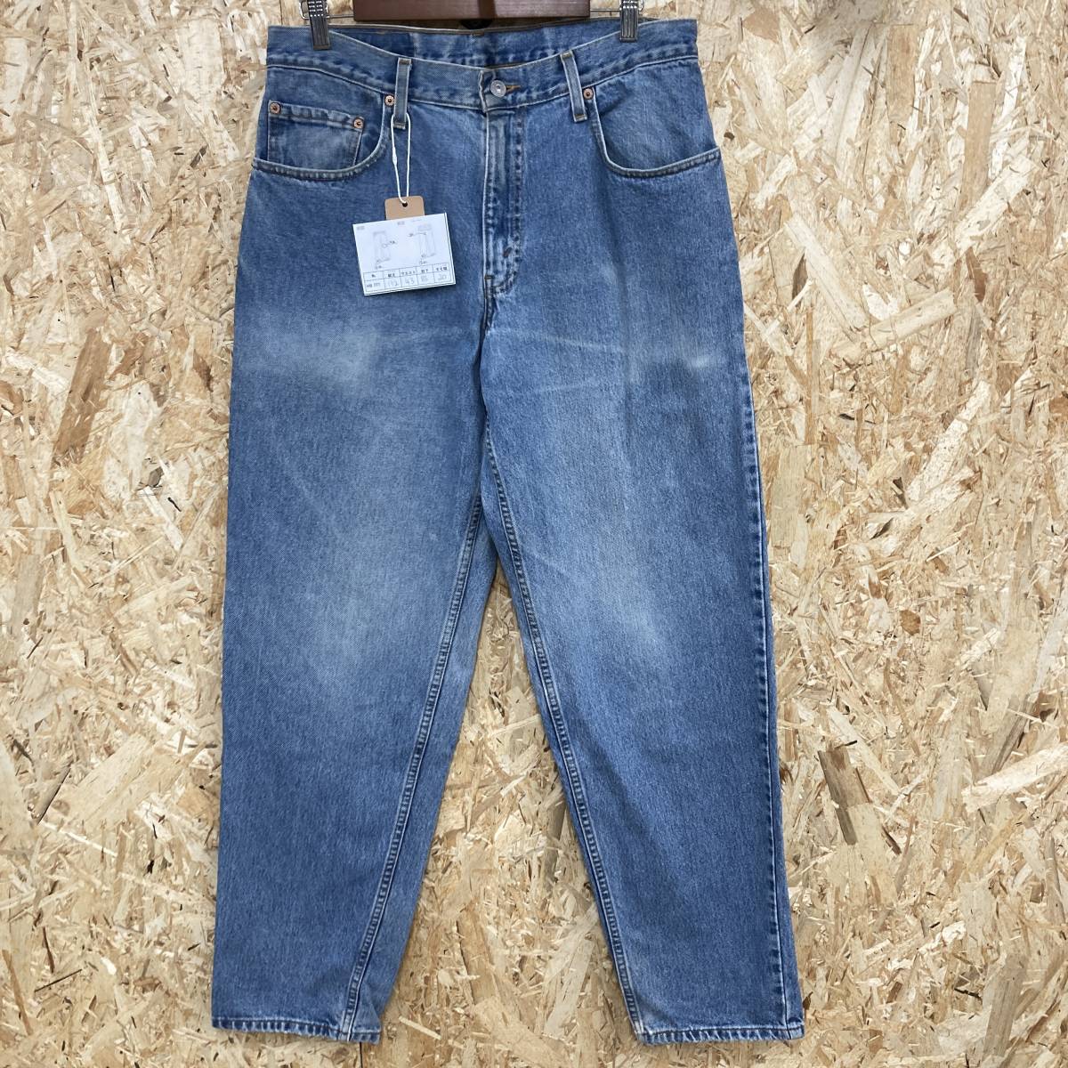 HB777【2003】LEVI'S 560 ルーズフィット テーパード デニムパンツ W33 L32 ボタン裏748 古着 リーバイス ジーンズ【130102000022】