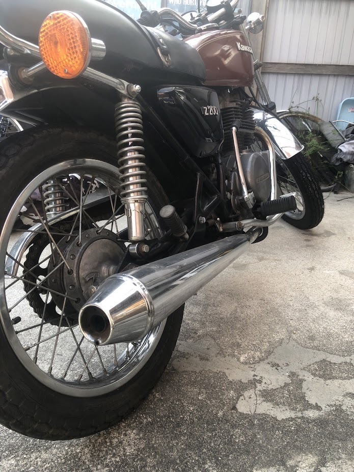 Kawasaki カワサキ Z200 当時物 希少 オリジナル 旧車 KZ200A Kawasaki カワサキ Z200 当時物 希少 オリジナル 旧車 KZ200A