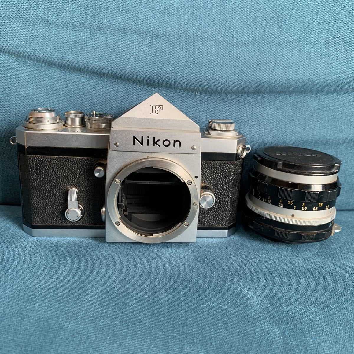 希少 Nikon ニコン F アイレベル ボディ フィルムカメラ ccorca.org