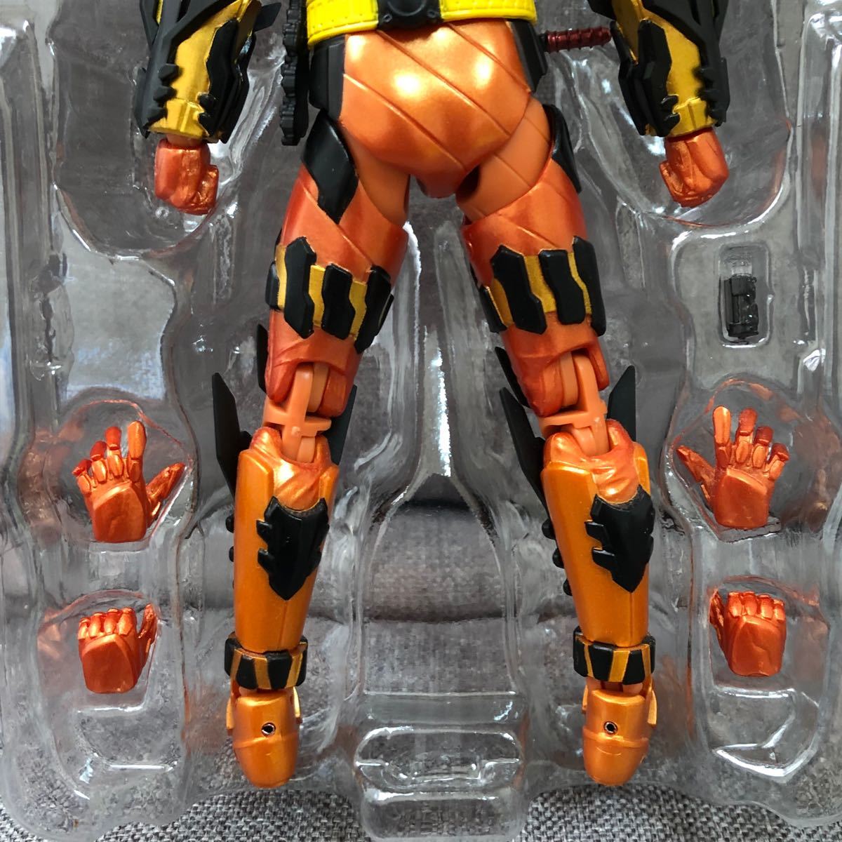 BANDAI - SHフィギュアーツ クローズマグマ&グリスブリザード