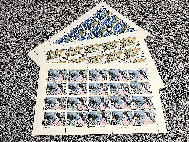 P-52★希少!未使用 古い切手 レトロ 「昔話シリーズ」つる女房 3種完 記念 20円 切手シート レアの画像1