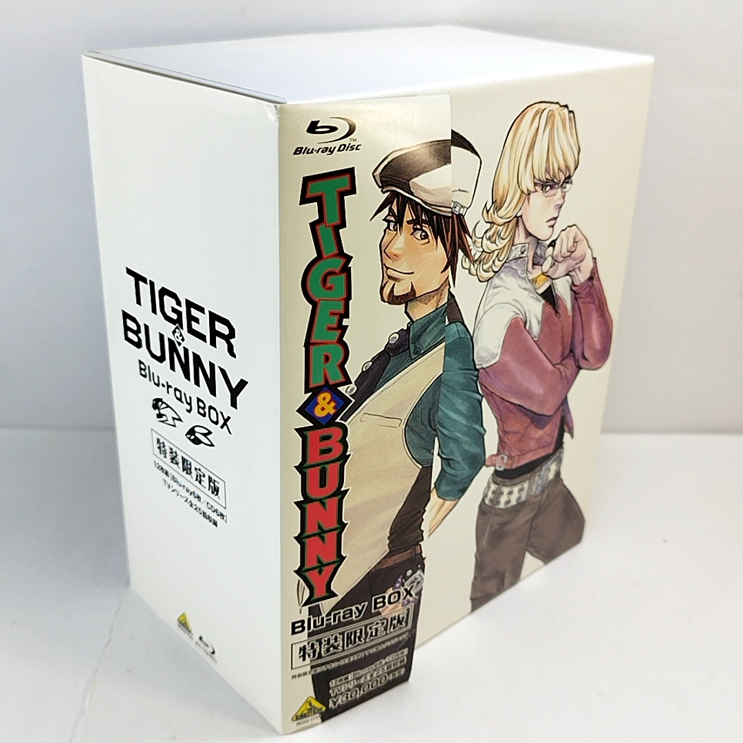 TIGER&BUNNY Blu-ray BOX(特装限定版)(Blu-ray Disc) - ブルーレイ TIGER&BUNNY Blu-ray BOX(特装限定版)(Blu-ray Disc) - ブルーレイ