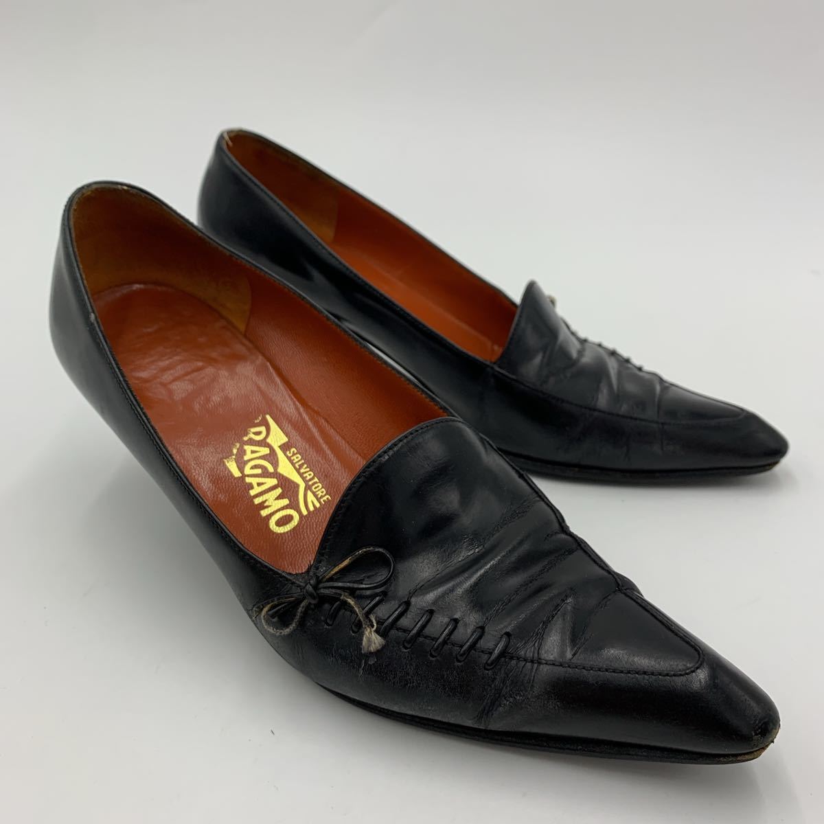 A イタリア製 '高級婦人靴' Salvatore Ferragamo サルヴァトーレフェラガモ 本革 ヒール パンプス 5.5C 22.5cm レディース シューズ 黒