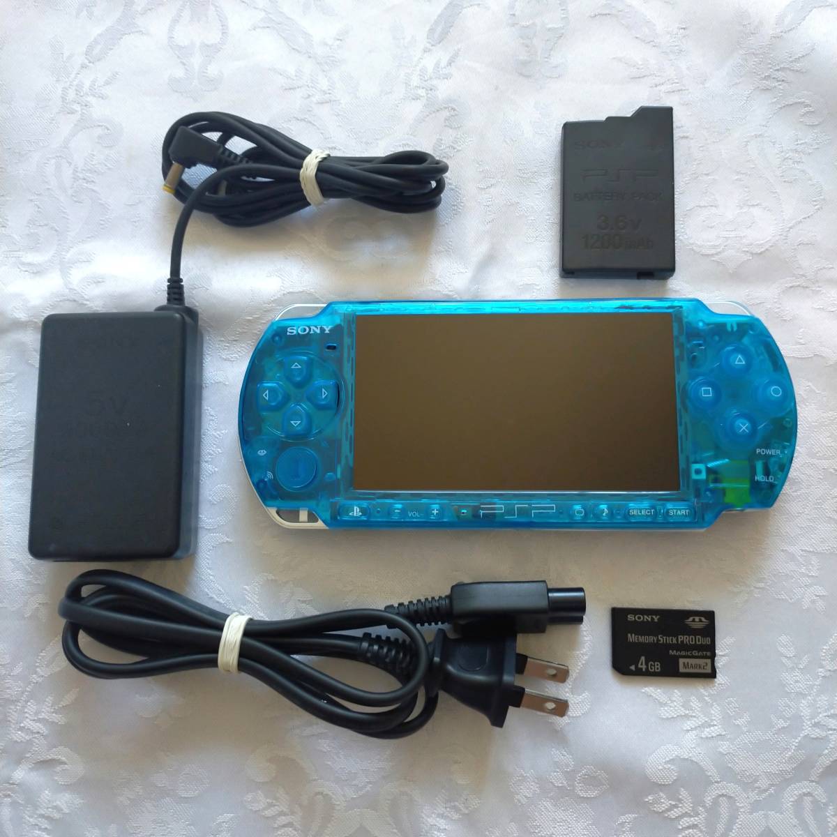 高級な PSP3000ブルー 付属品完備 画面焼けなし②