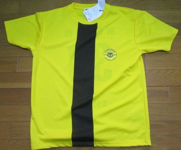 新品　即決価格　アオアシ　Mサイズ　サッカー　Tシャツ　ハーフパンツ　上下　セット　ASHITO KAIDO　黄色_画像6