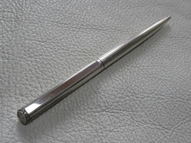 ■美品 希少 1970年代 ドイツ製 定価:2.6万！ダンヒル(dunhill） ニュージェムライン シルバープレート 縦ラインデザイン ボールペン